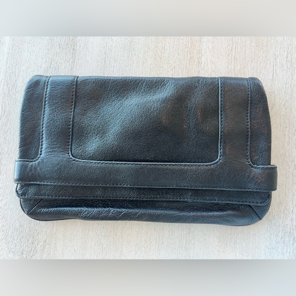 Marc Jacobs 100% Leather Clutch in Black